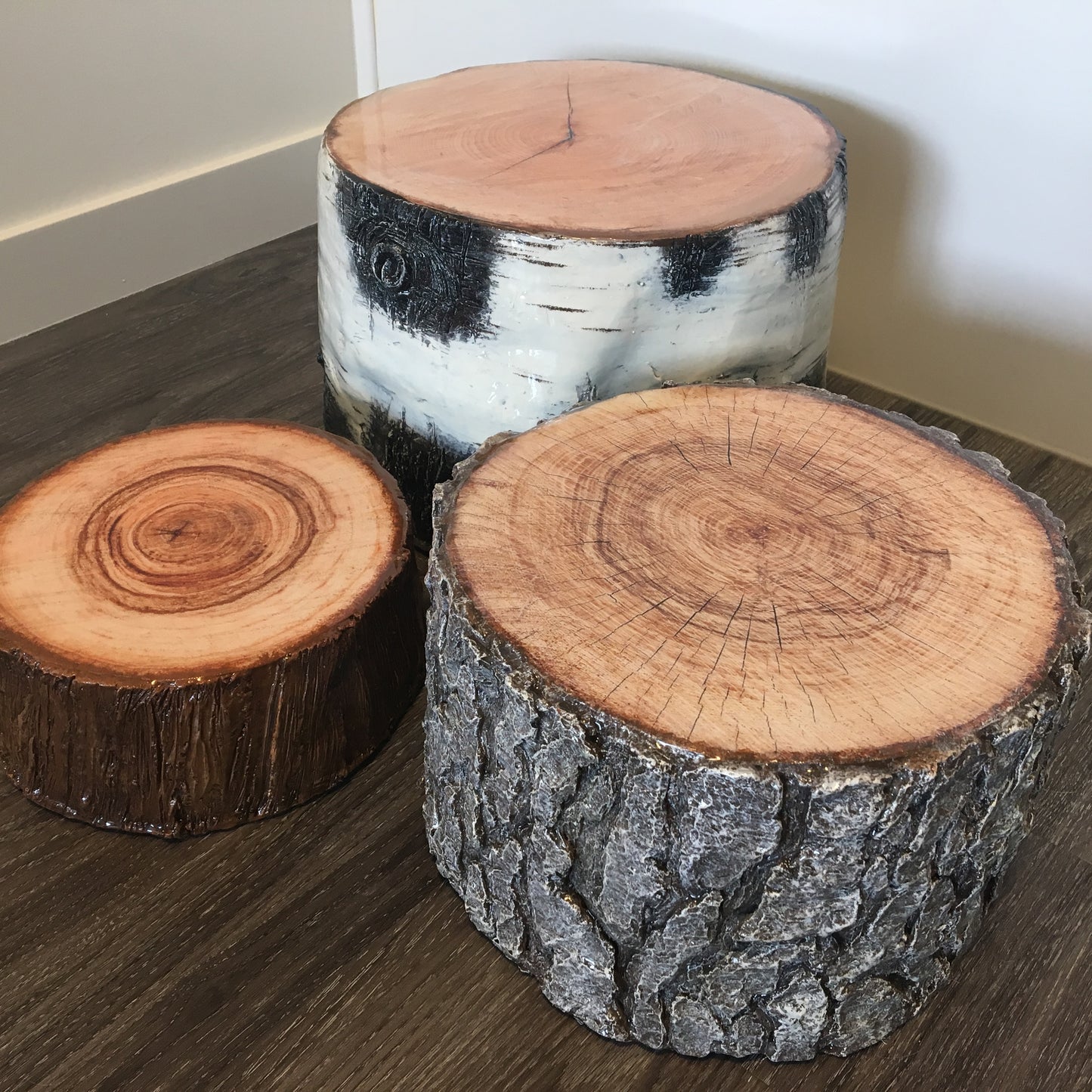 close up of the set of 3 stumps